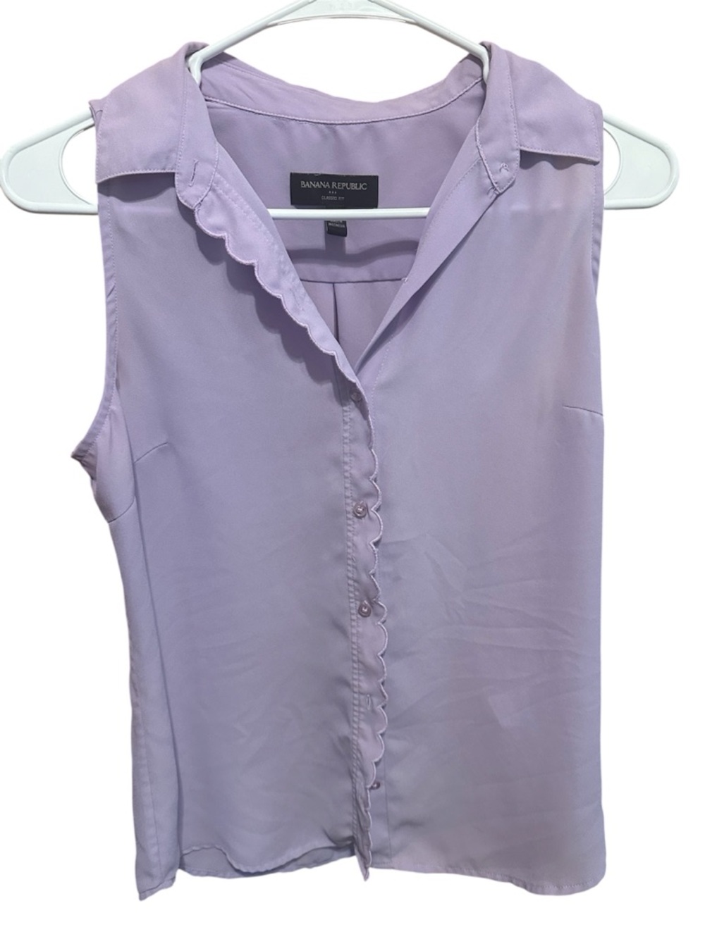 Banana Republic Lavender Sleeveless Scallop-Trim Button Blouse
